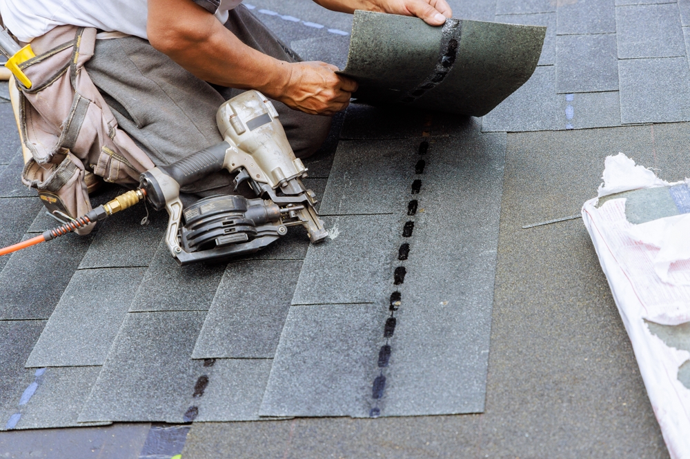 Should You Repair Your Roof or Replace It? – A Guide for Ontario